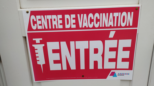 Un nouveau centre de vaccination ouvre à Charleville